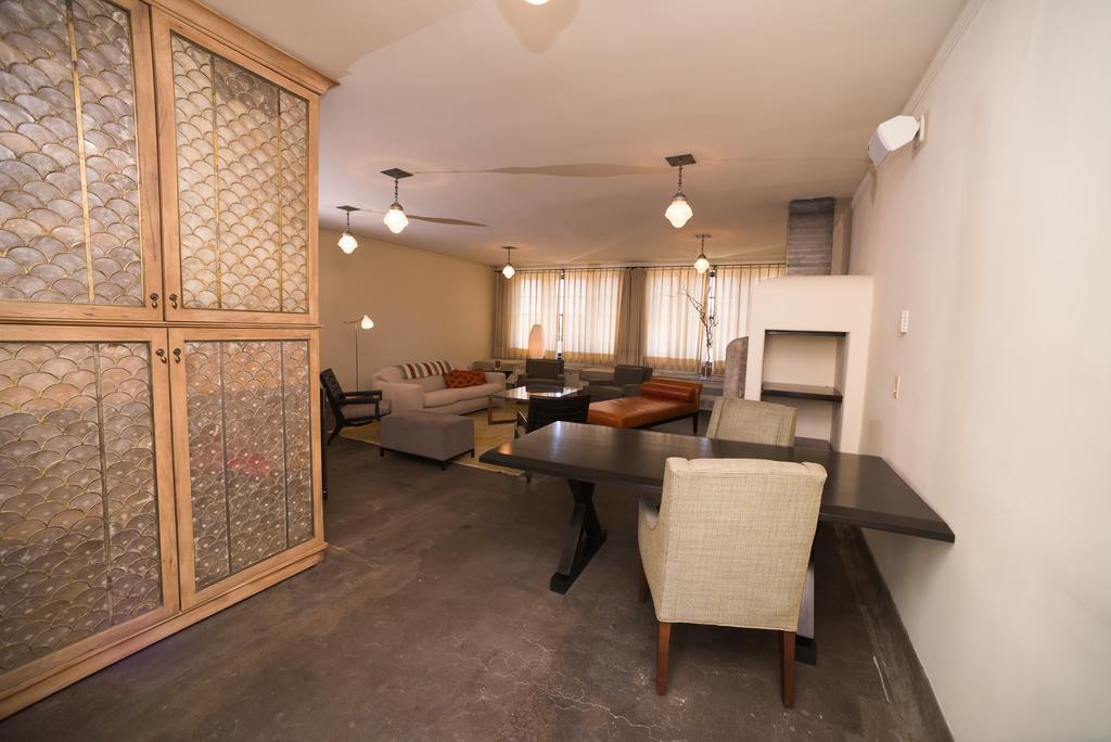 The Rieger Hotel Канзас Сити Стая снимка